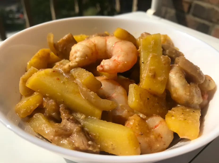 Deliciosas recetas de patatas con gambas que no querrás perderte