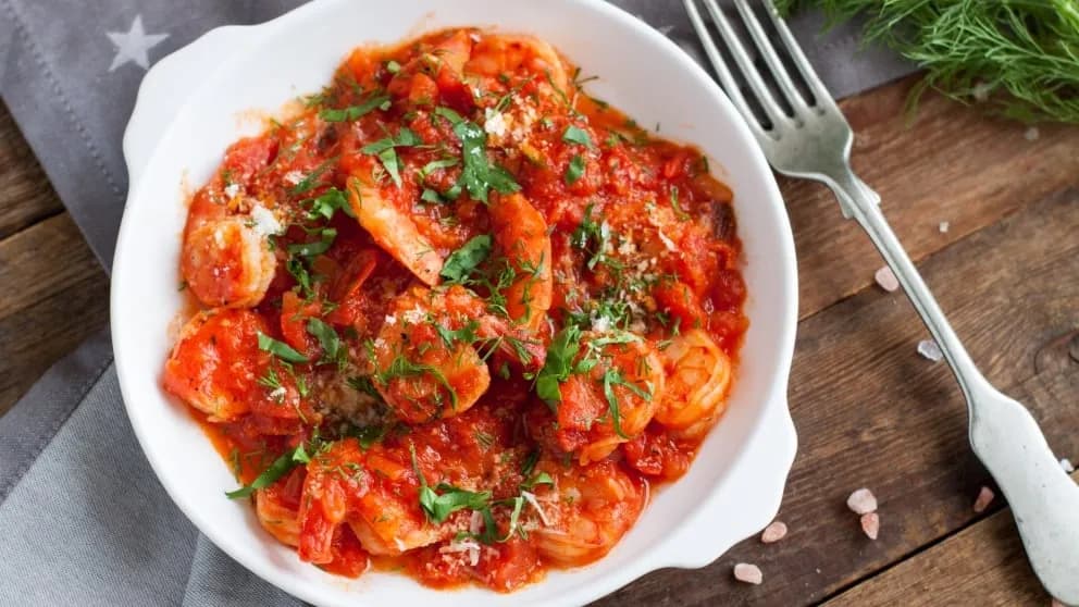 Gambas en salsa de tomate: receta fácil que sorprenderá a todos